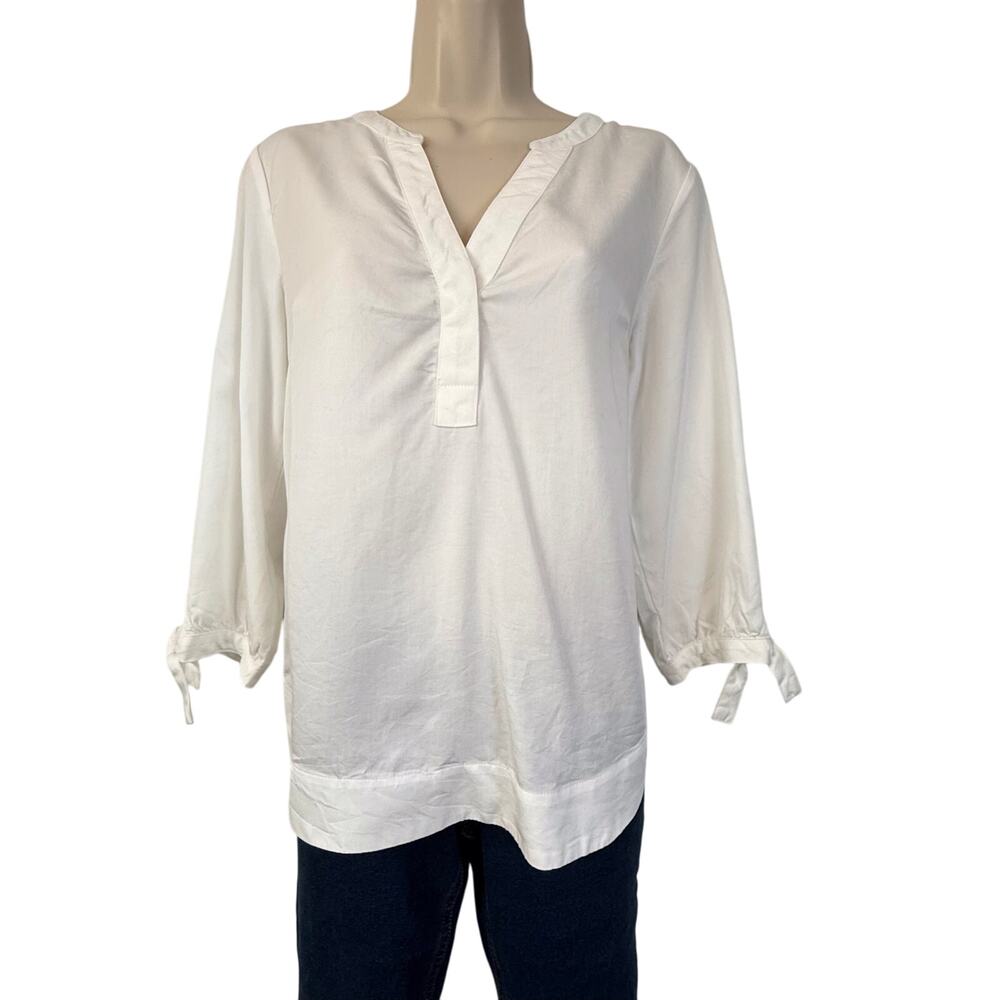 Crown & Ivy White Long Sleeve Pop Over Top Button V Neck Loose Flattering Fit